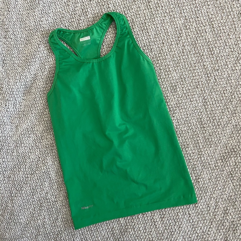 NIKE TANK TOP